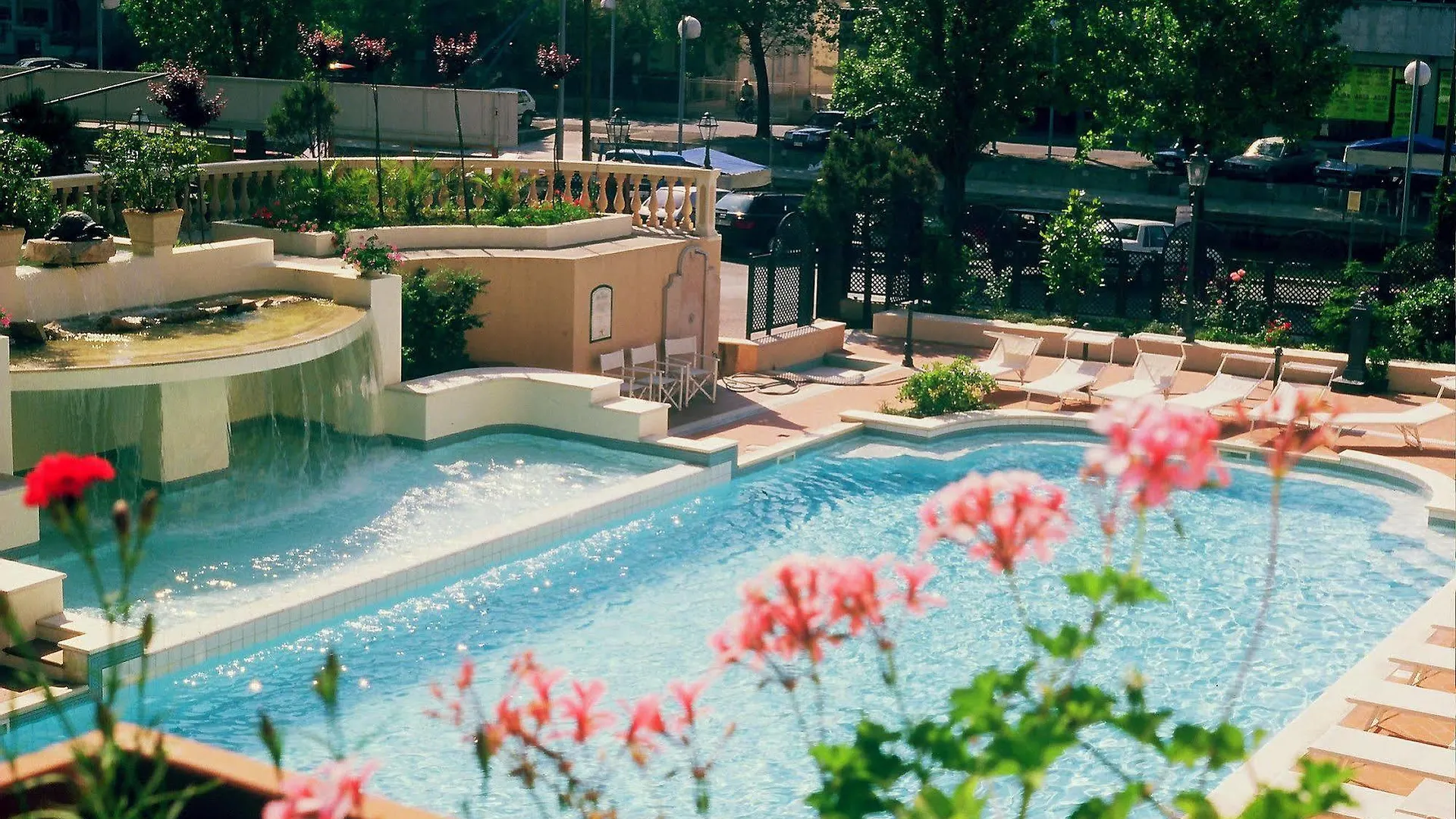 Hotel Milano Helvetia - In Centro Con Piscina Riccione