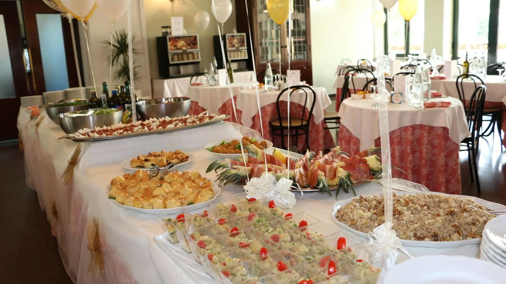 Hotel Milano Helvetia - In Centro Con Piscina Riccione Italy